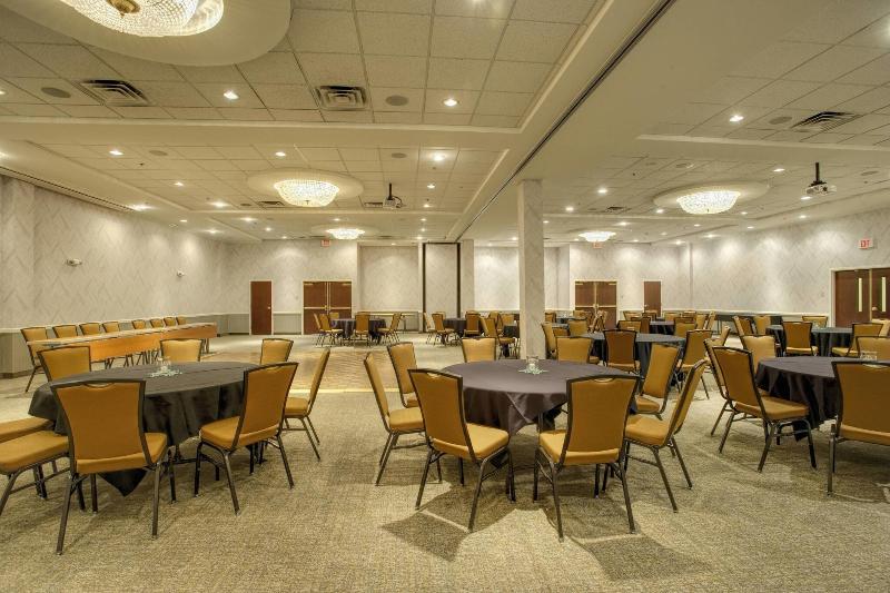 SpringHill Suites Lawrence Downtown image