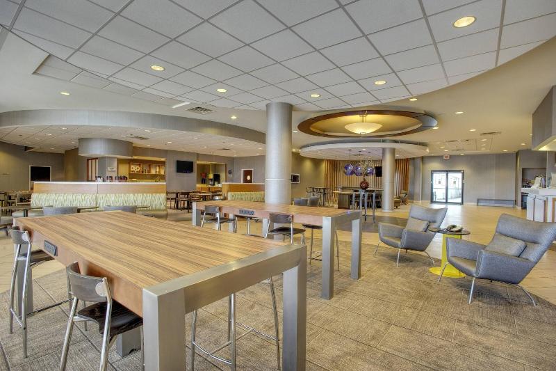 SpringHill Suites Lawrence Downtown image