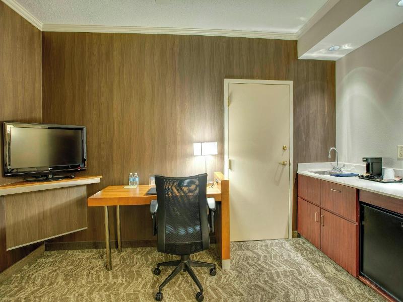 SpringHill Suites Lawrence Downtown image