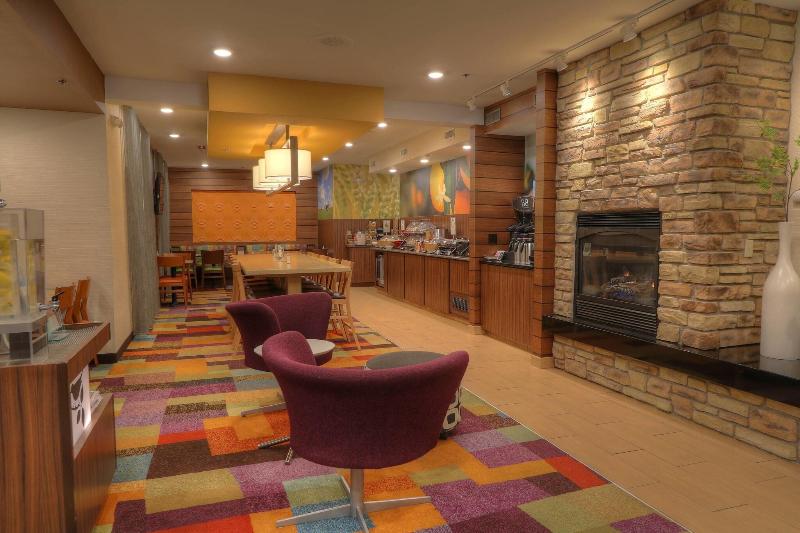 Fairfield Inn & Suites Mt. Pleasant image