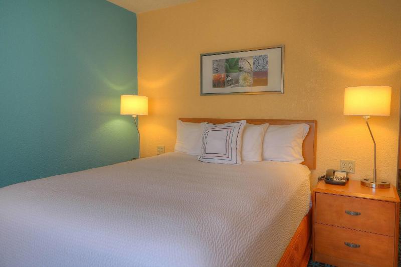 Fairfield Inn & Suites Mt. Pleasant image
