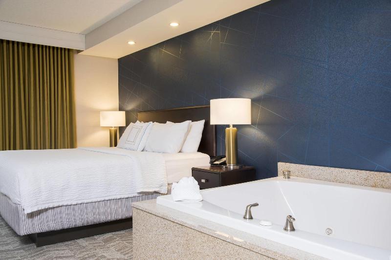 SpringHill Suites Midland image