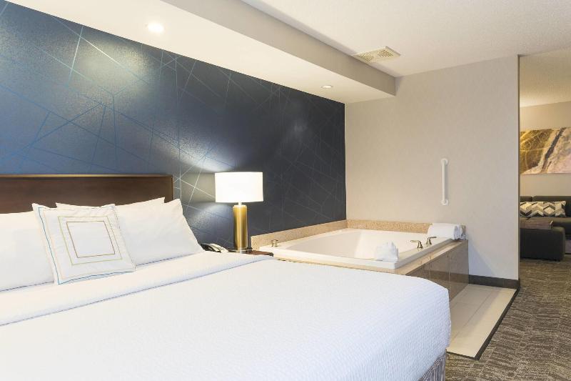 SpringHill Suites Midland image