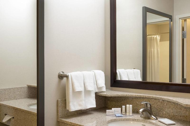 SpringHill Suites Midland image
