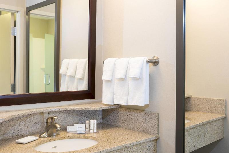 SpringHill Suites Midland image