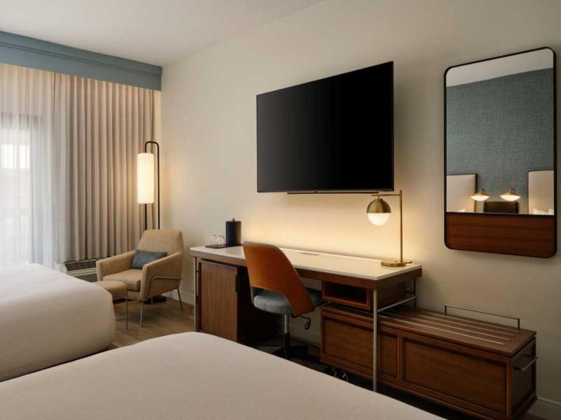 Courtyard by Marriott Orlando Airport image