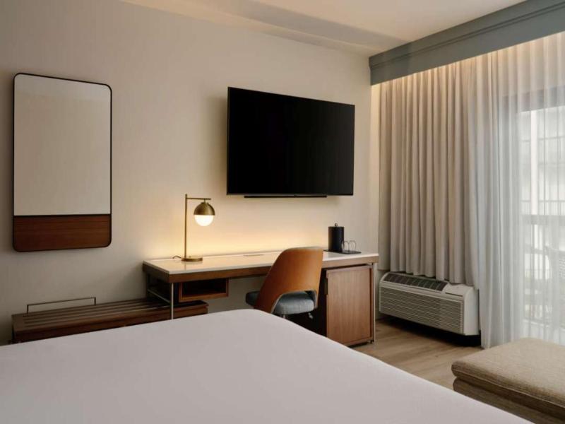 Courtyard by Marriott Orlando Airport image