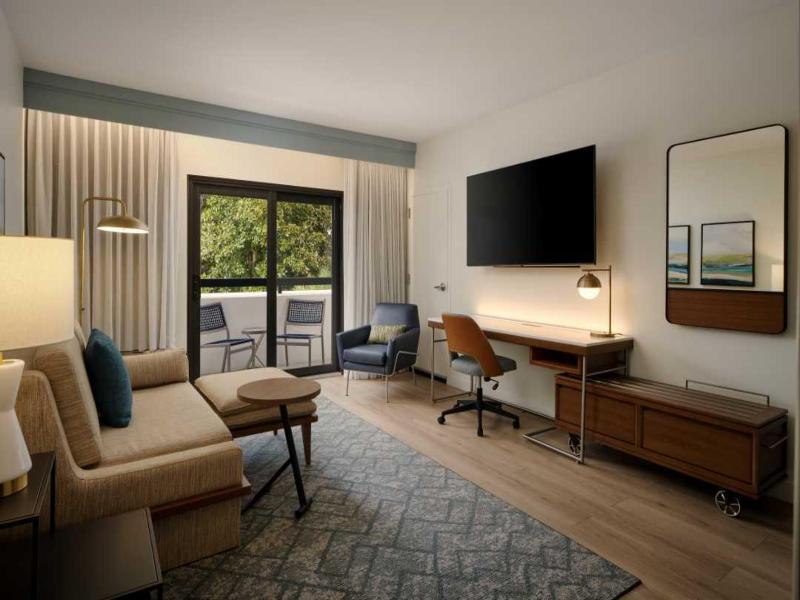 Courtyard by Marriott Orlando Airport image
