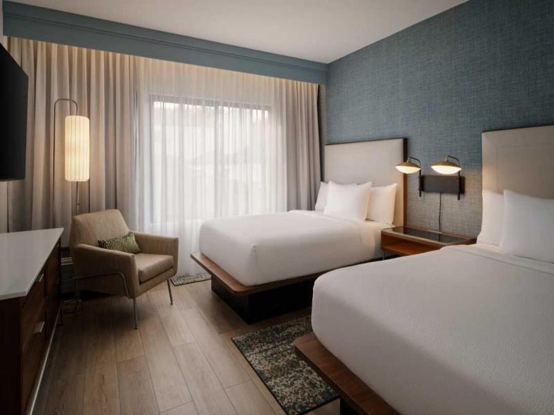 Courtyard by Marriott Orlando Airport image