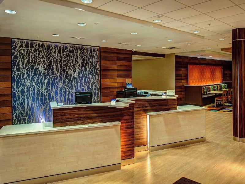 Fairfield Inn & Suites Montgomery Airport South