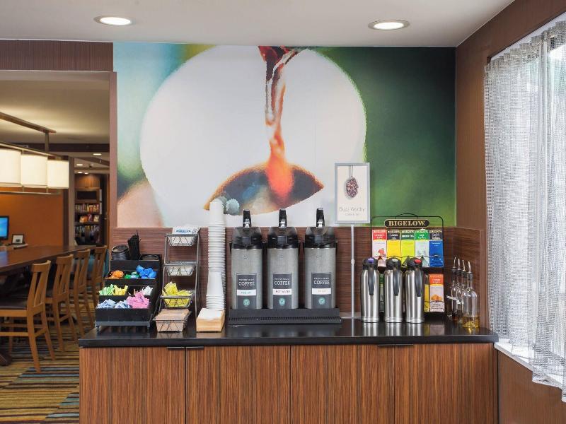 Fairfield Inn Manchester-Boston Regional Airport image