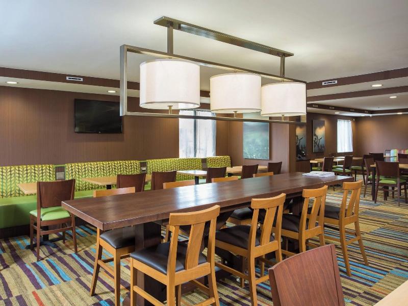 Fairfield Inn Manchester-Boston Regional Airport image