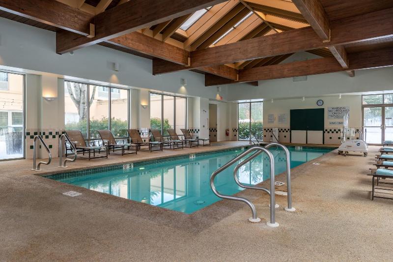 Courtyard Nashua image