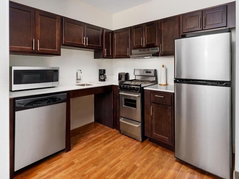 TownePlace Suites Manchester-Boston Regional Airpt image
