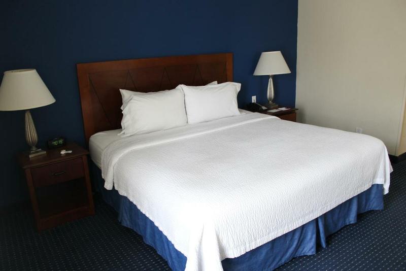 Doral Inn & Suites Miami Airport West