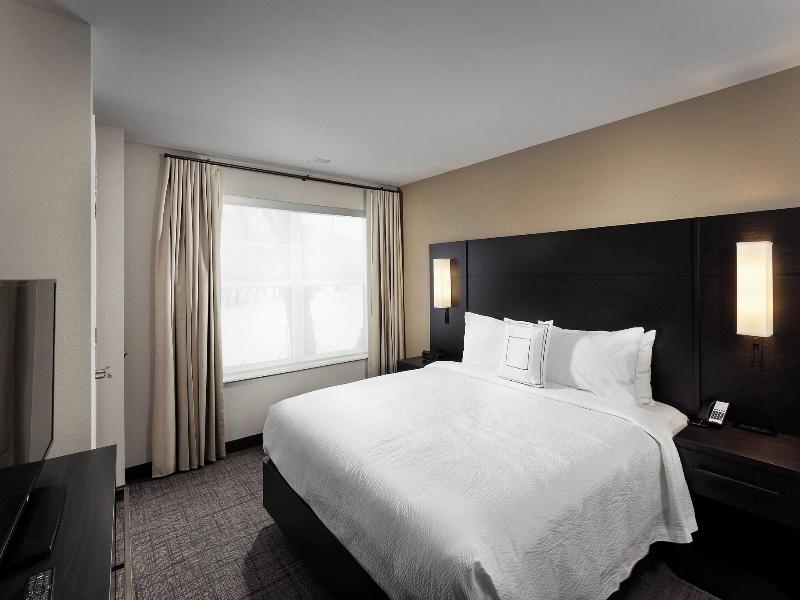 Residence Inn by Marriott Milwaukee Brookfield image