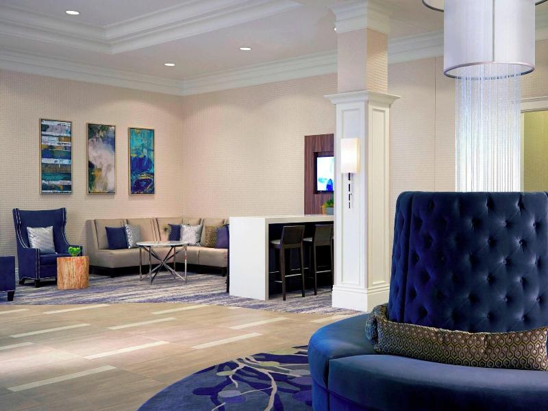 Milwaukee Marriott West image