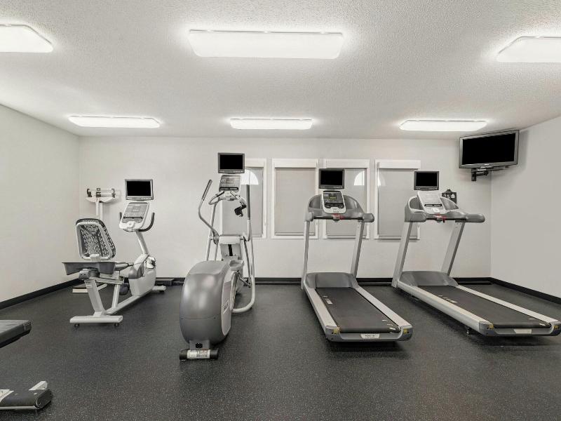 TownePlace Suites Milwaukee Brookfield image