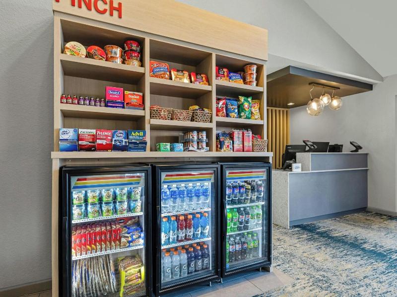 TownePlace Suites Milwaukee Brookfield image