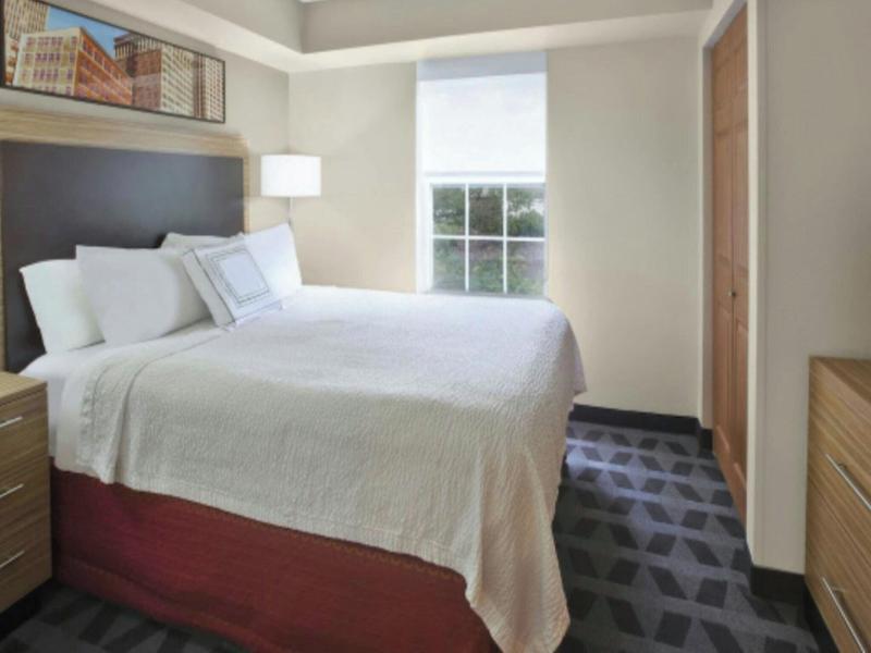 TownePlace Suites Milwaukee Brookfield image