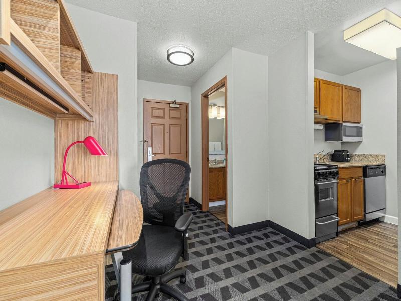 TownePlace Suites Milwaukee Brookfield image