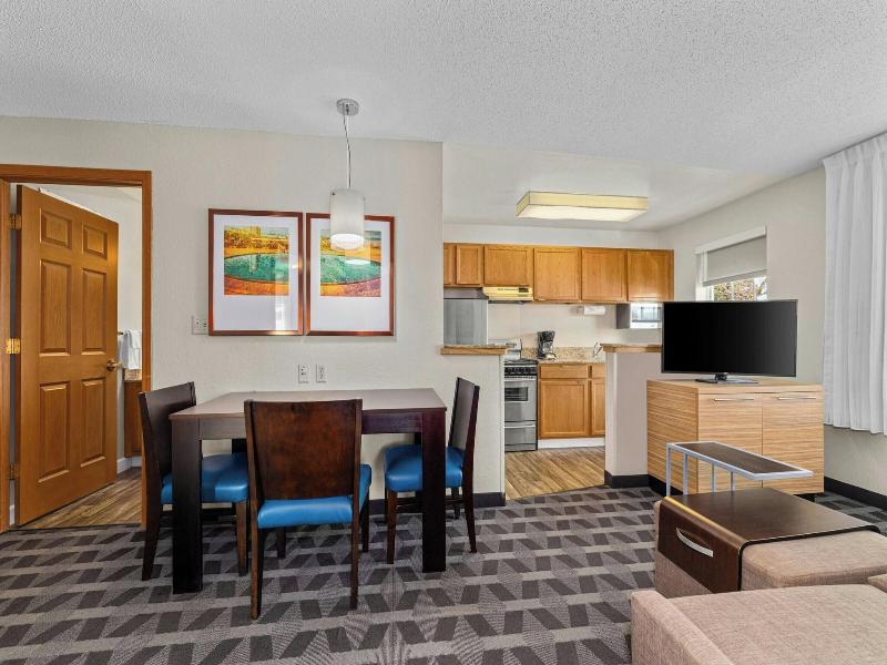 TownePlace Suites Milwaukee Brookfield image