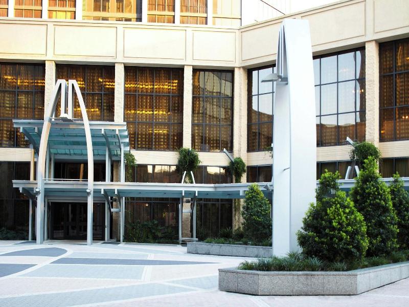 Renaissance Mobile Riverview Plaza Hotel image