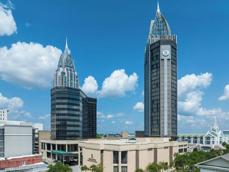 Renaissance Mobile Riverview Plaza Hotel image