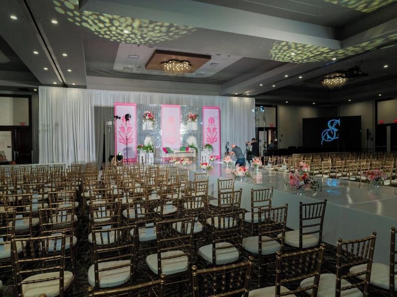 Renaissance Mobile Riverview Plaza Hotel image