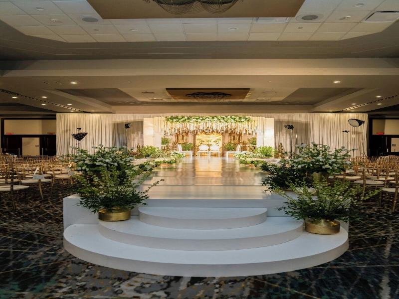 Renaissance Mobile Riverview Plaza Hotel image