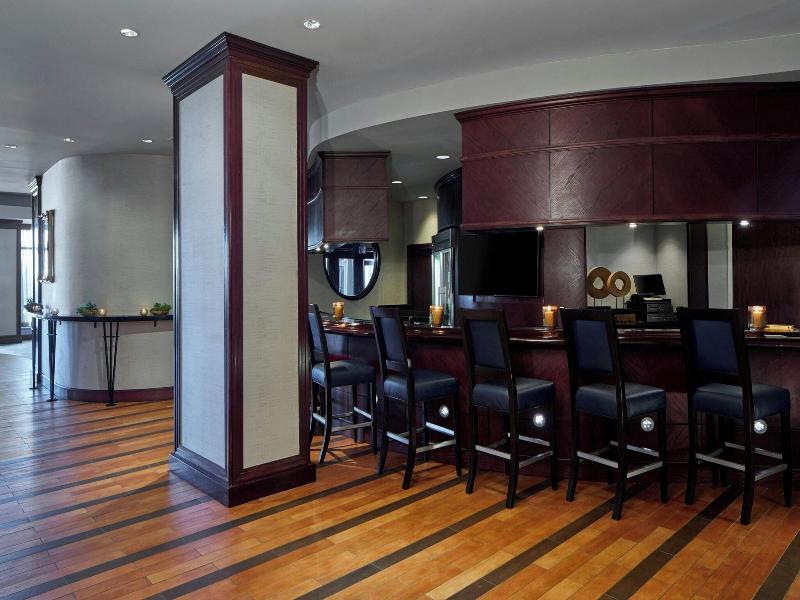 Renaissance Mobile Riverview Plaza Hotel image