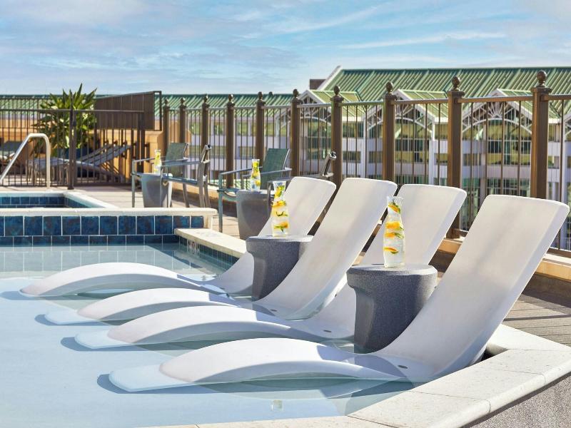 Renaissance Mobile Riverview Plaza Hotel image