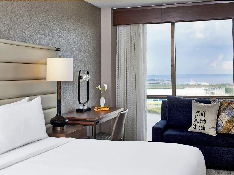 Renaissance Mobile Riverview Plaza Hotel image