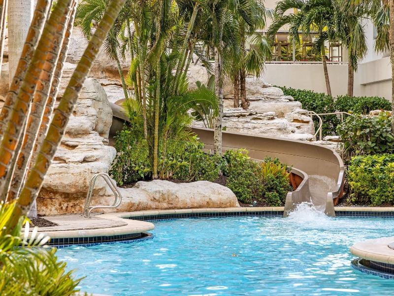 Marriott's Crystal Shores image