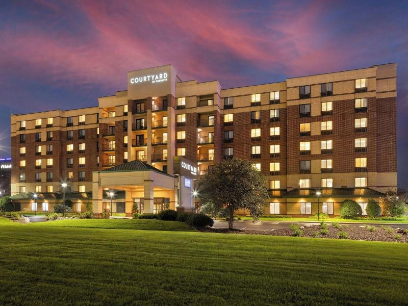 Courtyard Bloomington by Mall of America