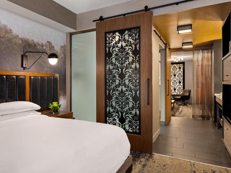 SUITE KING SIZE BED — photo 11