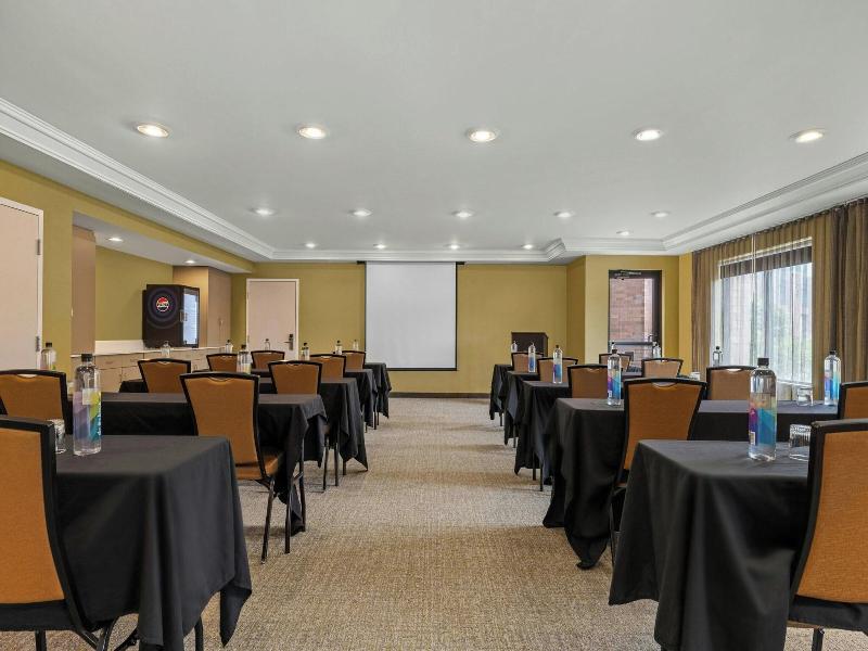 SpringHill Suites Minneapolis West/St. Louis Park — photo 38