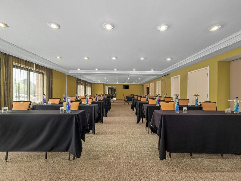 SpringHill Suites Minneapolis West/St. Louis Park — photo 35