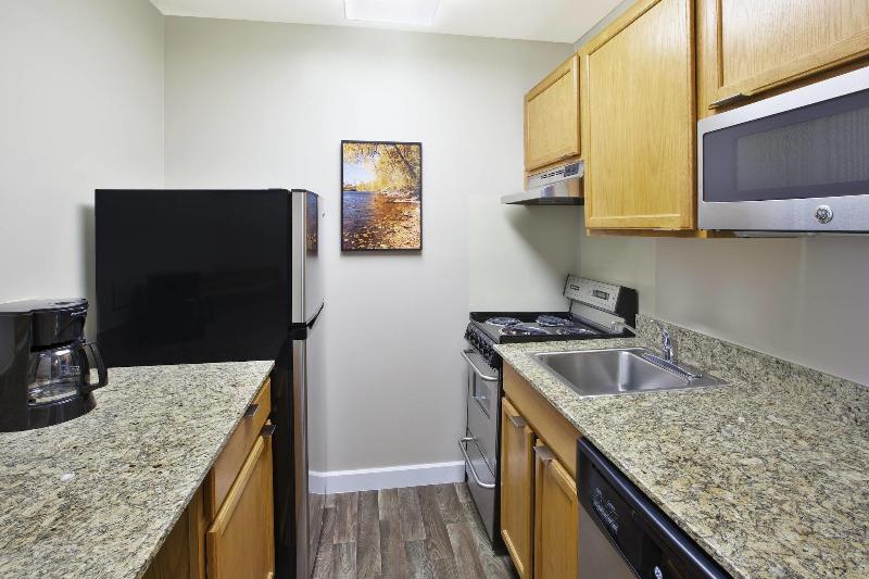 TownePlace Suites Minneapolis-St. Paul Airpt/Eagan - Image 7