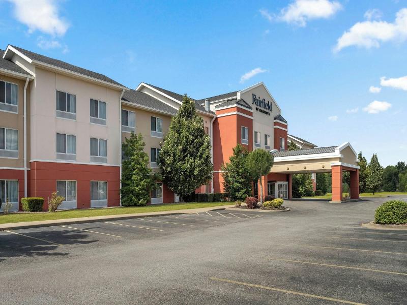 Fairfield Inn & Suites Marion image