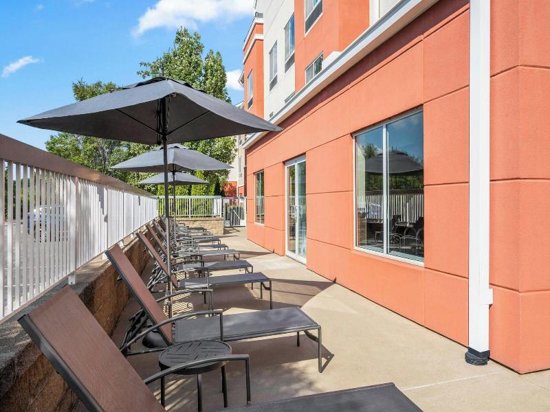 Fairfield Inn & Suites Marion image