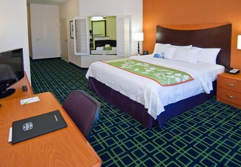 Fairfield Inn & Suites Weatherford image
