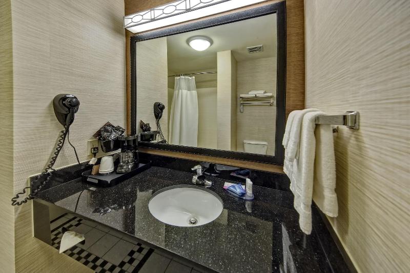 Fairfield Inn & Suites Weatherford image