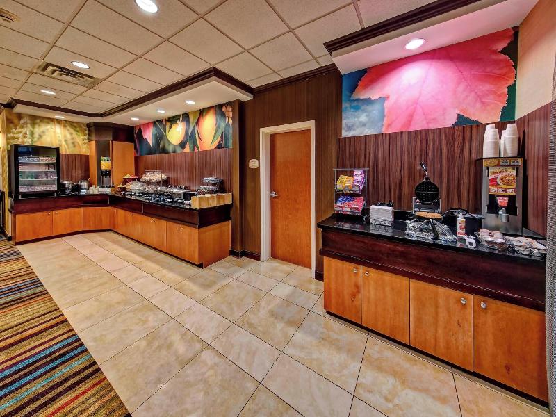Fairfield Inn &Suites Oklahoma City NW Expressway image