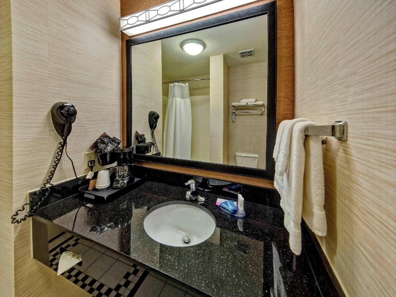 Fairfield Inn &Suites Oklahoma City NW Expressway image