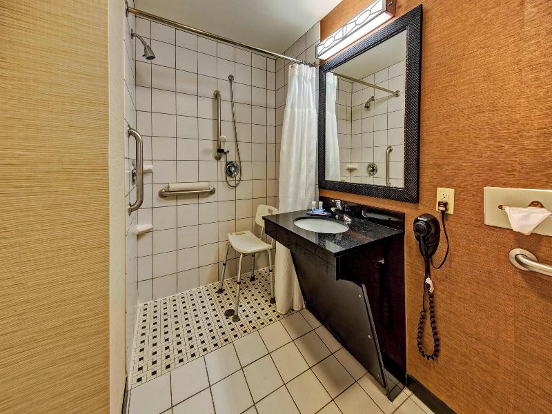 Fairfield Inn &Suites Oklahoma City NW Expressway image