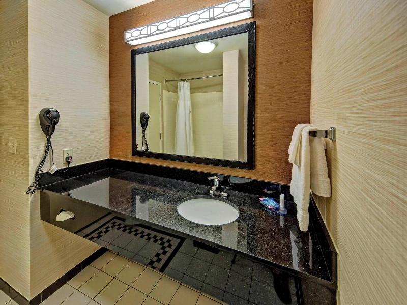 Fairfield Inn &Suites Oklahoma City NW Expressway image