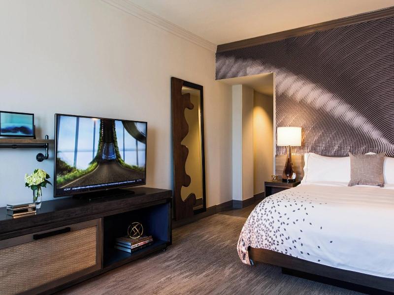 Renaissance Waterford Oklahoma City Hotel image
