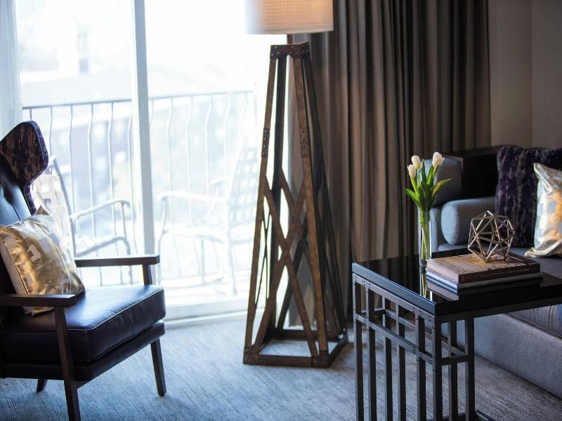 Renaissance Waterford Oklahoma City Hotel image