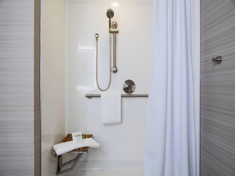 Renaissance Waterford Oklahoma City Hotel image